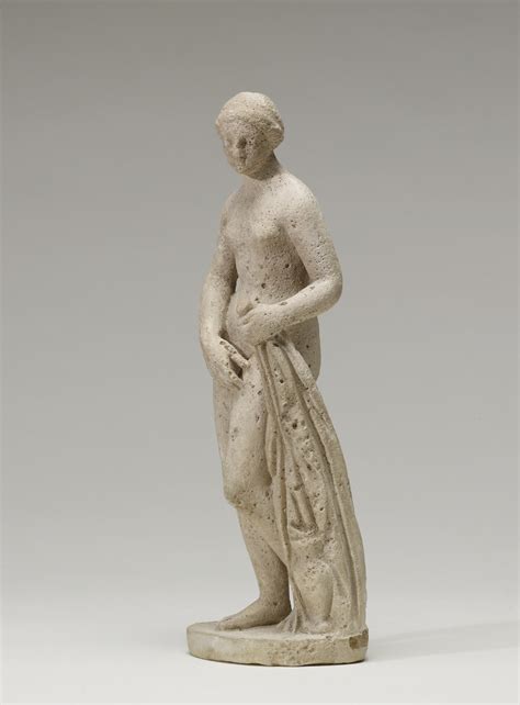 praxiteles aphrodite statue.